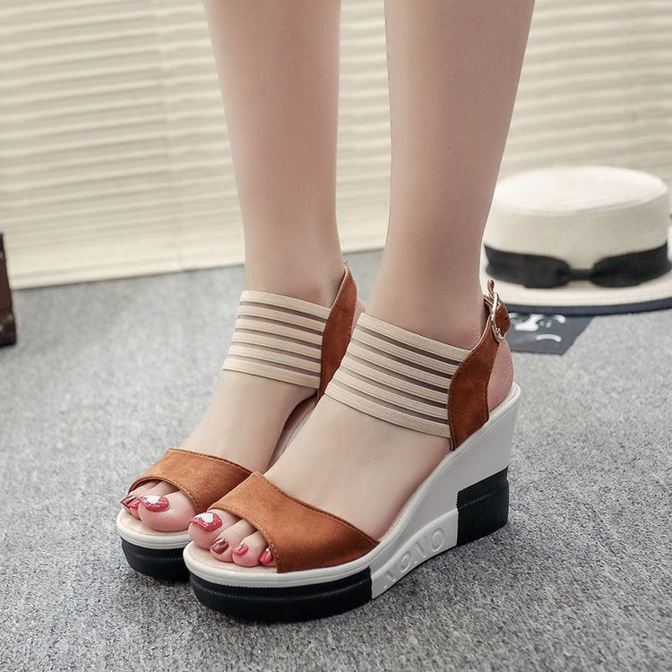 Fashion plus size women's shoes with buckle webbing